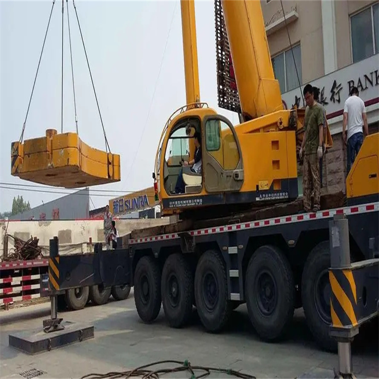 浠水当地吊车出租|机器吊装|75吨|工厂搬迁服务